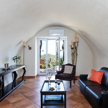 U Piazzale Villa Santa-Reparata-di-Balagna Buitenkant foto