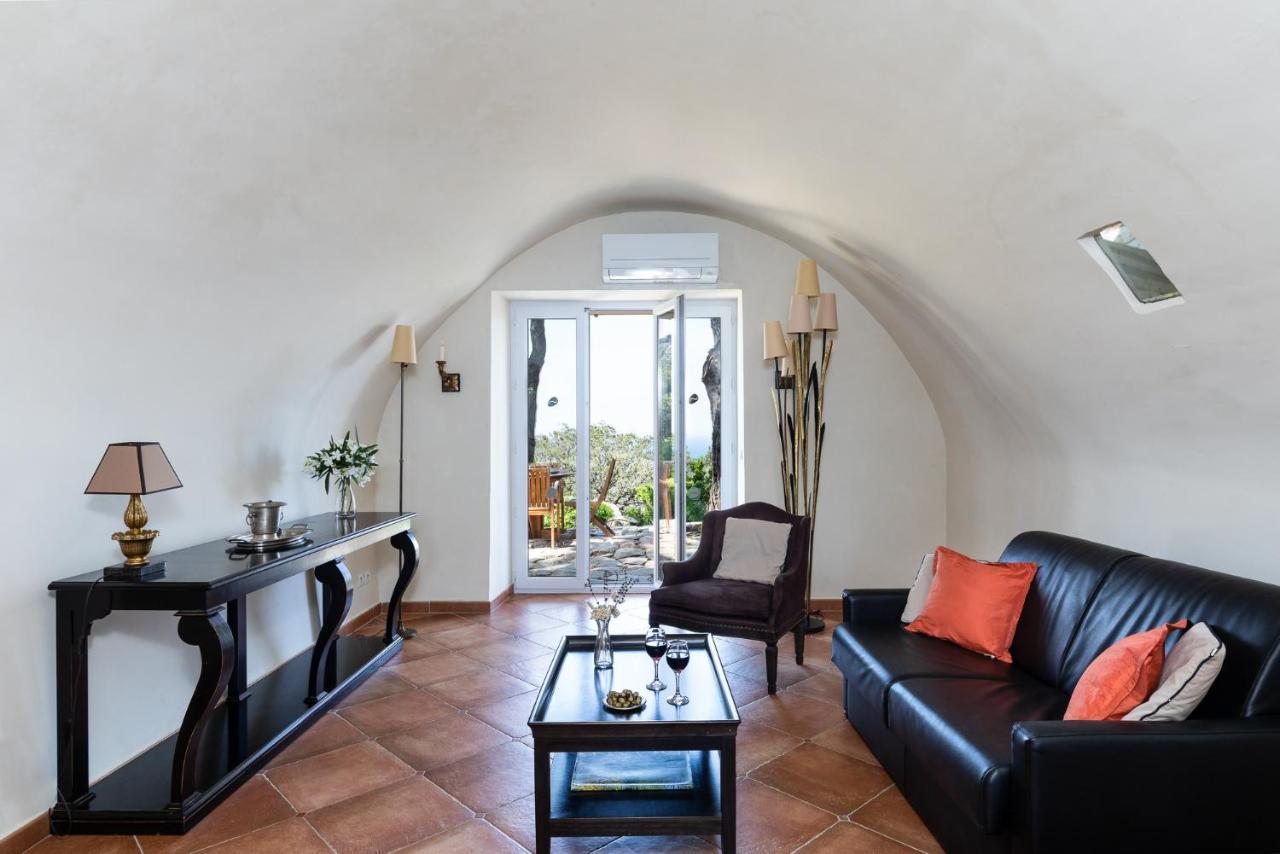 U Piazzale Villa Santa-Reparata-di-Balagna Buitenkant foto